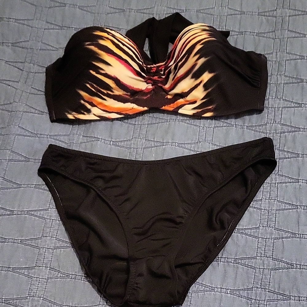 VENUS Black and Orange Bikini Set Swimwear